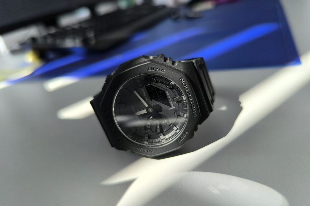 Octagonal bezel of the Casio G-Shock GA-2100 CasiOak